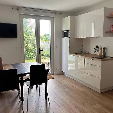 Petite Maison Proche - 20 Min En Voiture Apartment *